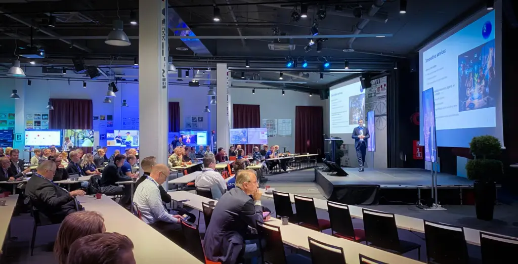 Reijo Smolander presenting